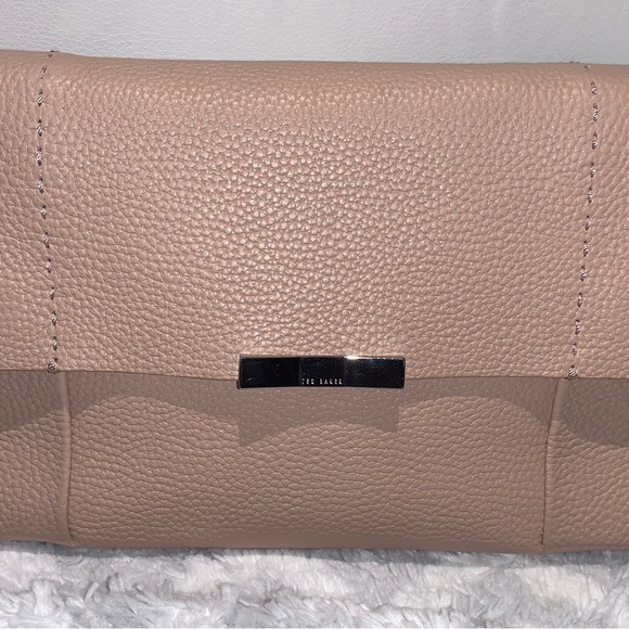 NEW. π Ted Baker - Clarria Soft Leather Clutch - pale pink - Picture 9 of 14